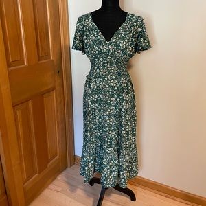 Adorable green floral maxi dress